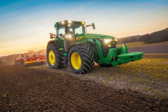 John Deere introduces updated 8R, 8RT and 8RX tractor models for the 280–410 hp range