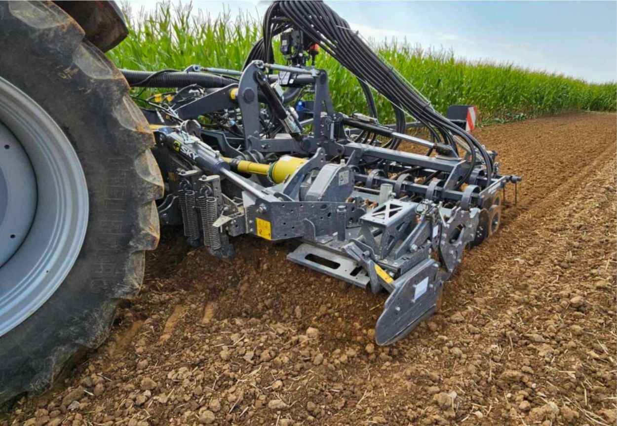 Integrated HR190 Power Harrow – One Pass Perfection