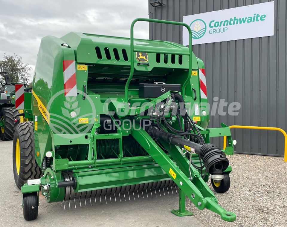 John Deere F442R