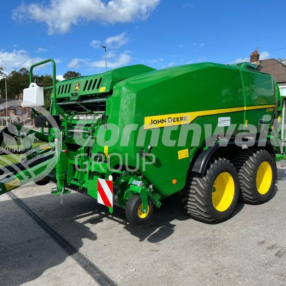 John Deere C441R