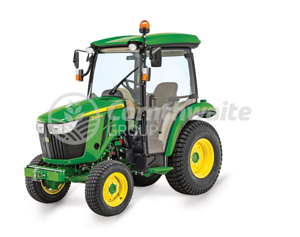 John Deere 3046R