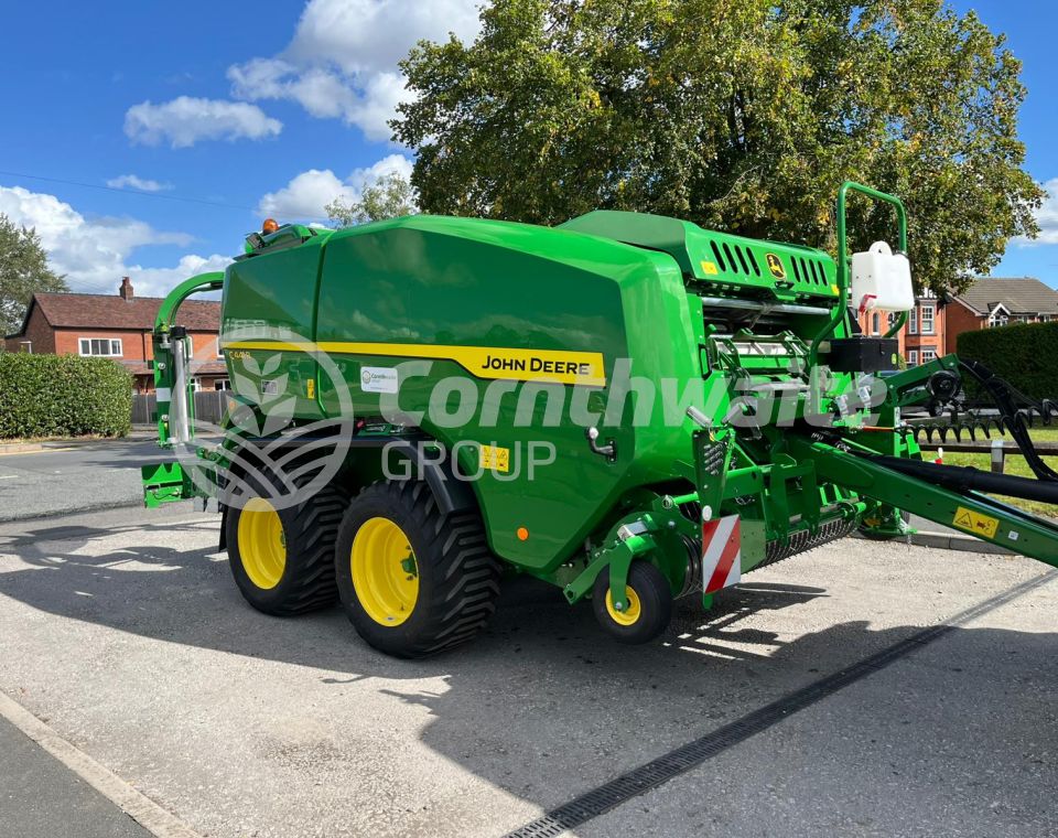 John Deere C441R