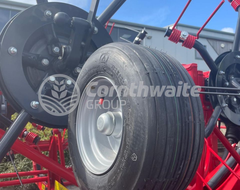 SIP 1300/12T Tedder