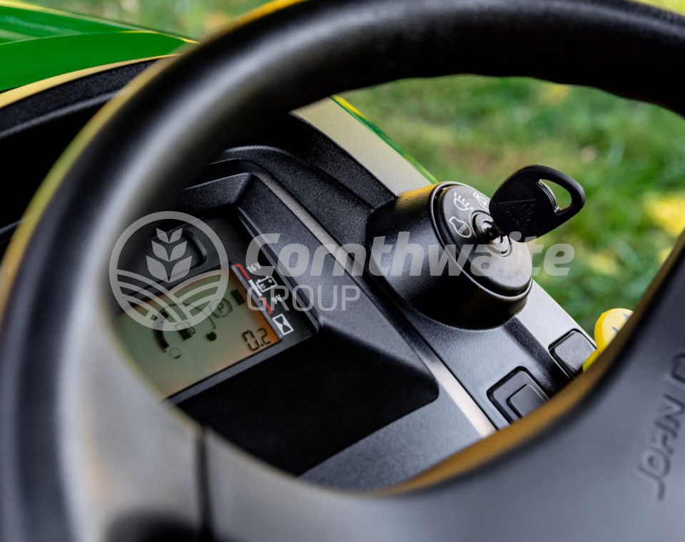 John Deere X370