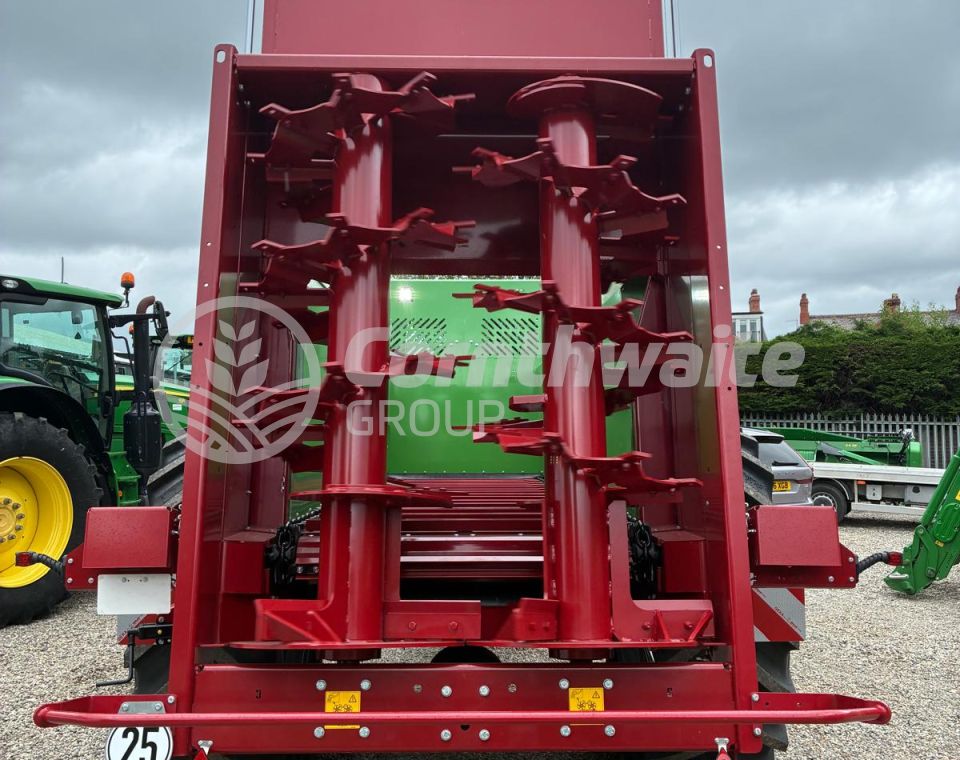 Strautmann TS140 Spreader