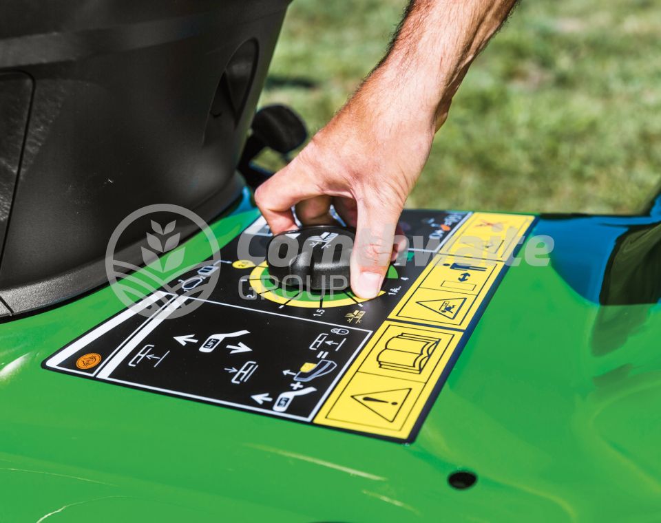 John Deere X584