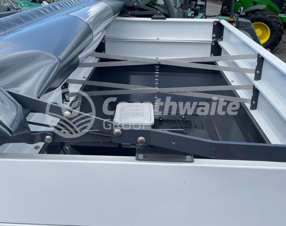 Sky Agriculture DX30+ Fertiliser Spreader