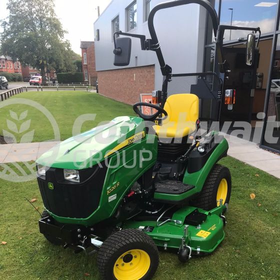 John Deere 1026R