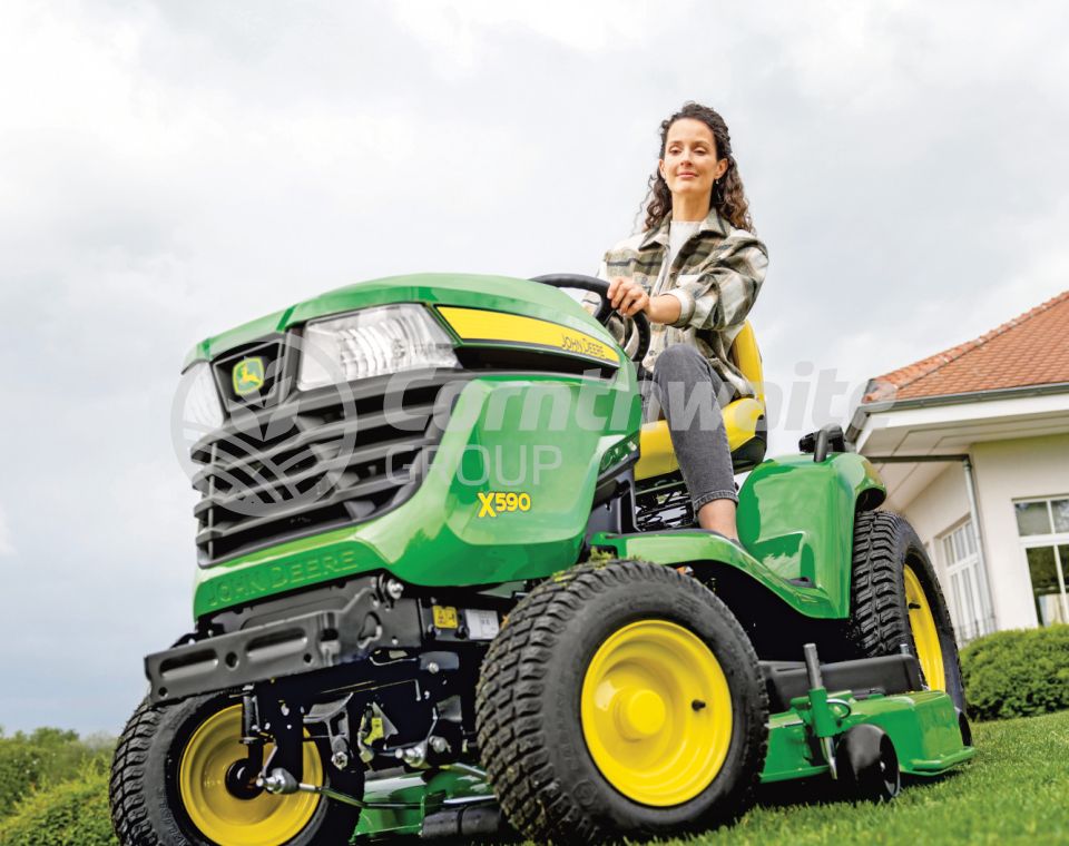 John Deere X590