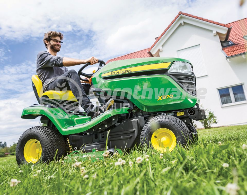 John Deere X370