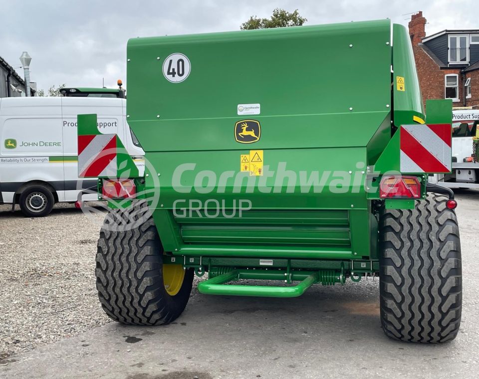 John Deere F442R