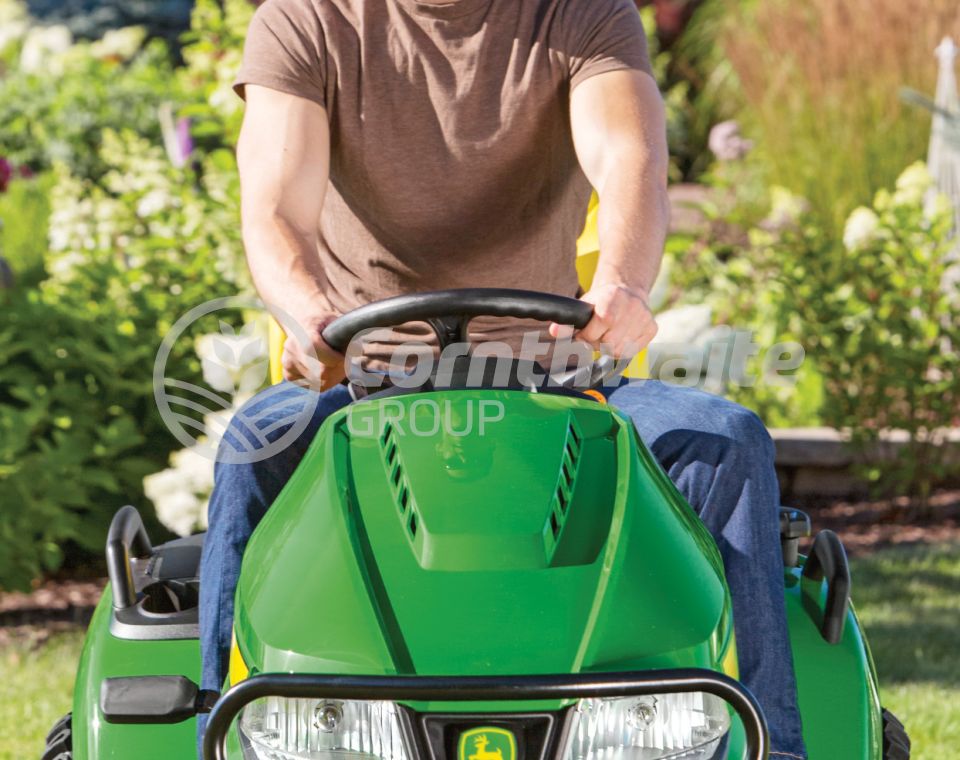 John Deere X590
