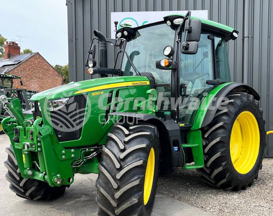John Deere 5130M