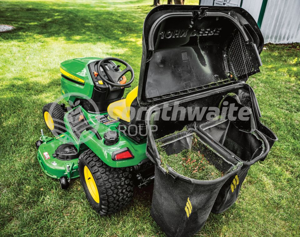 John Deere X590