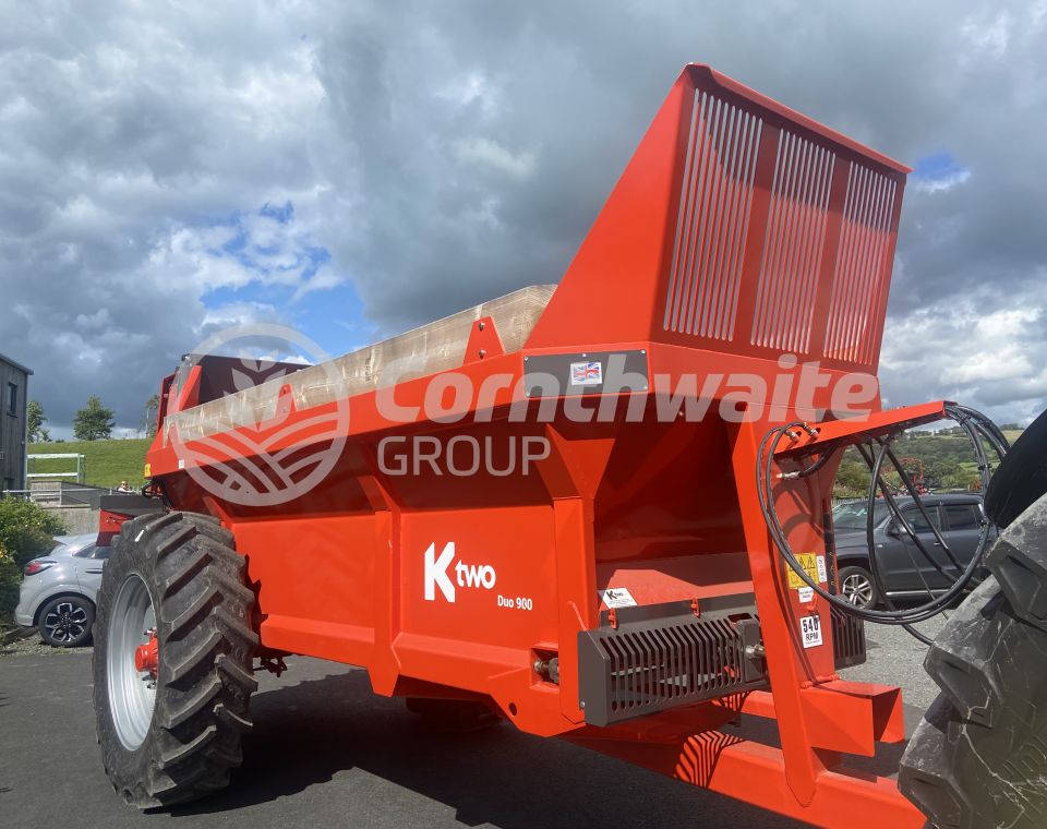 Ktwo 900 Duo Rear Discharge Spreader