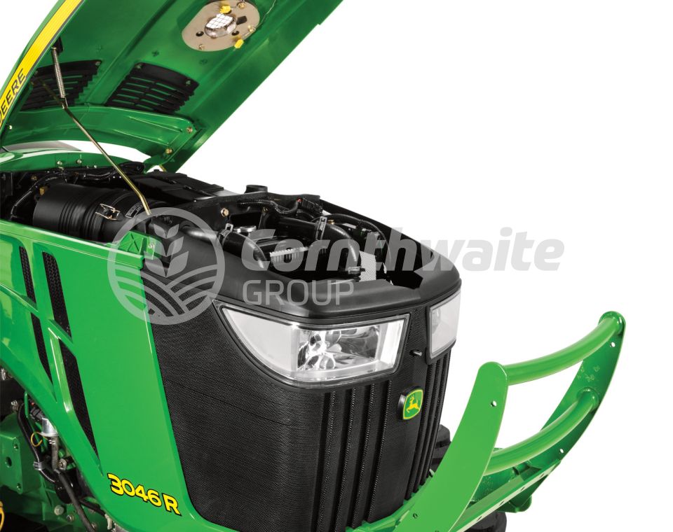 John Deere 3046R