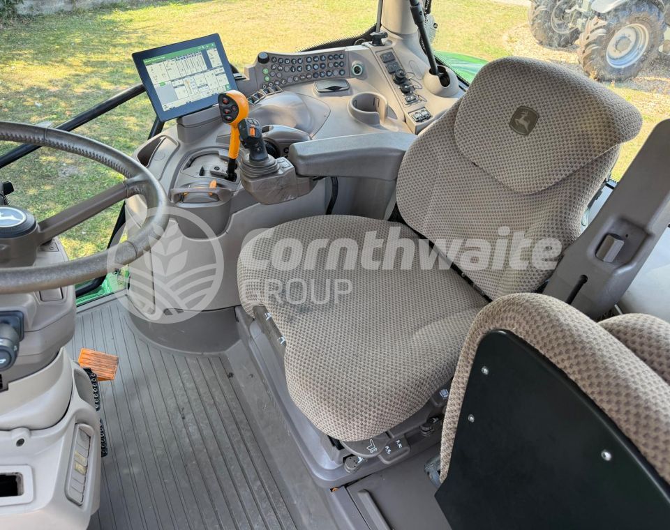John Deere 6R 155