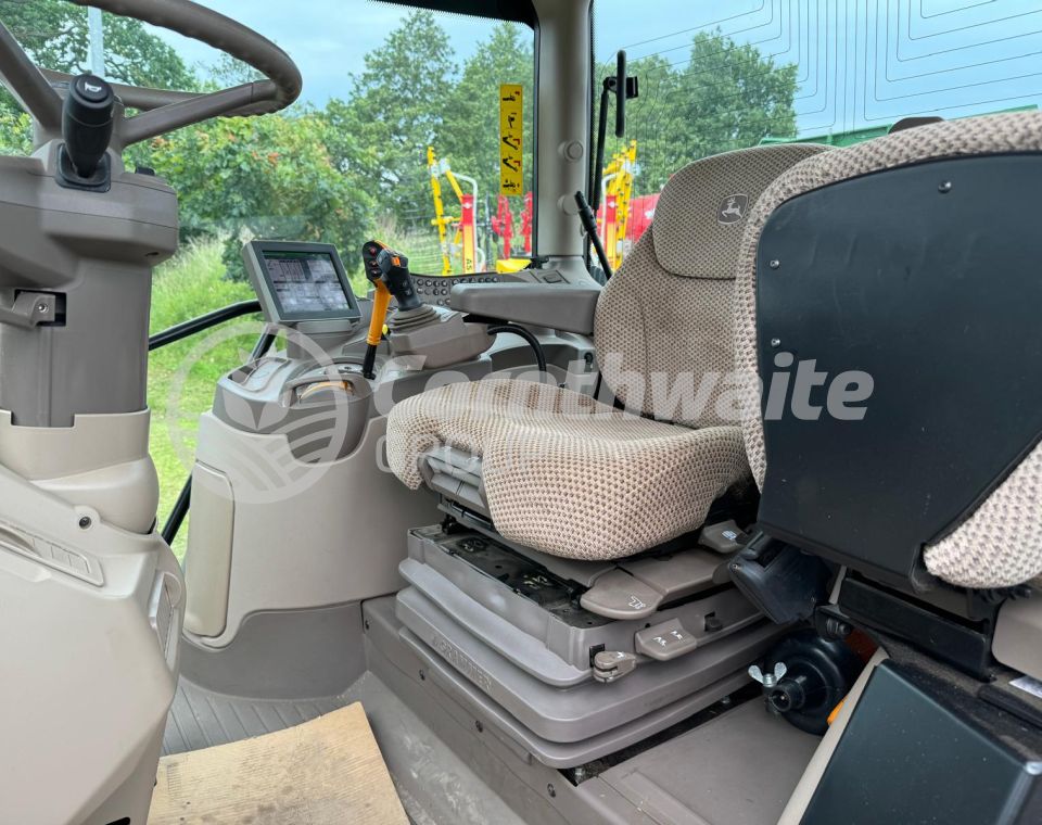 John Deere 6R 140