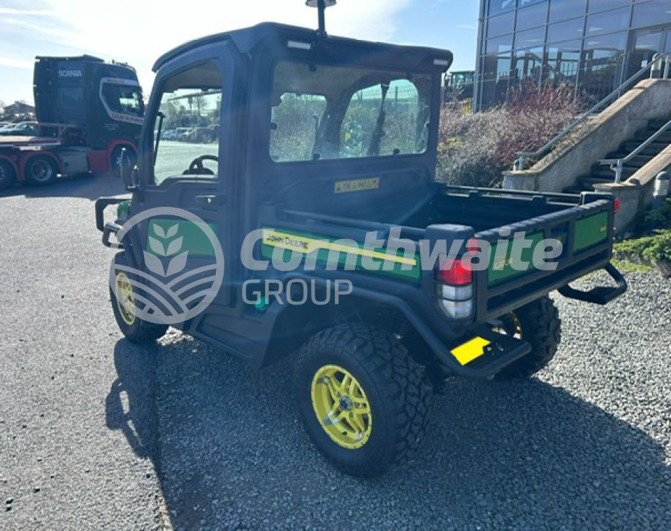 John Deere 865M