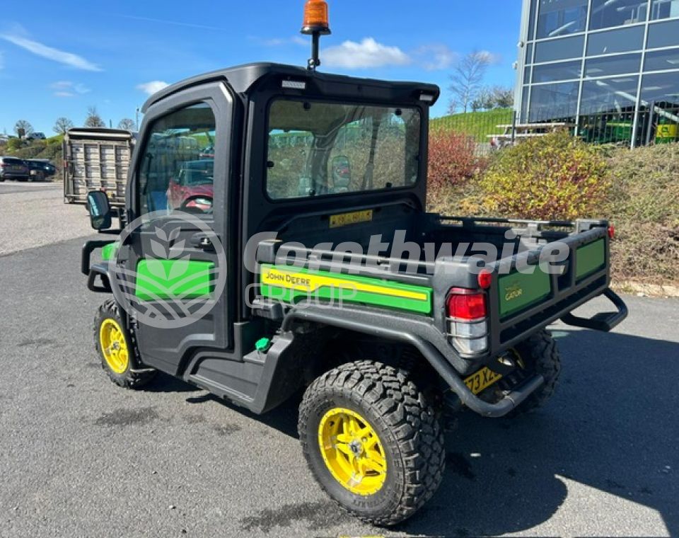 John Deere 865M