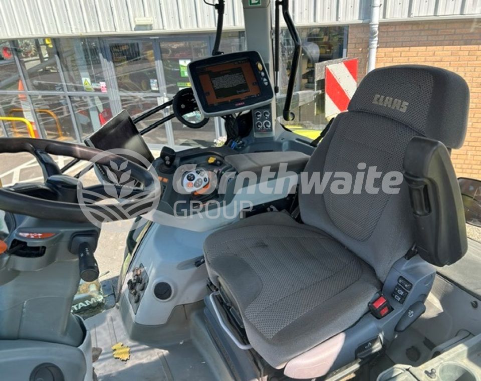 Claas Axion 850