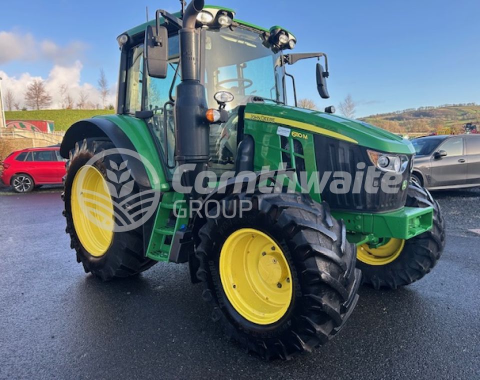 John Deere 6110M