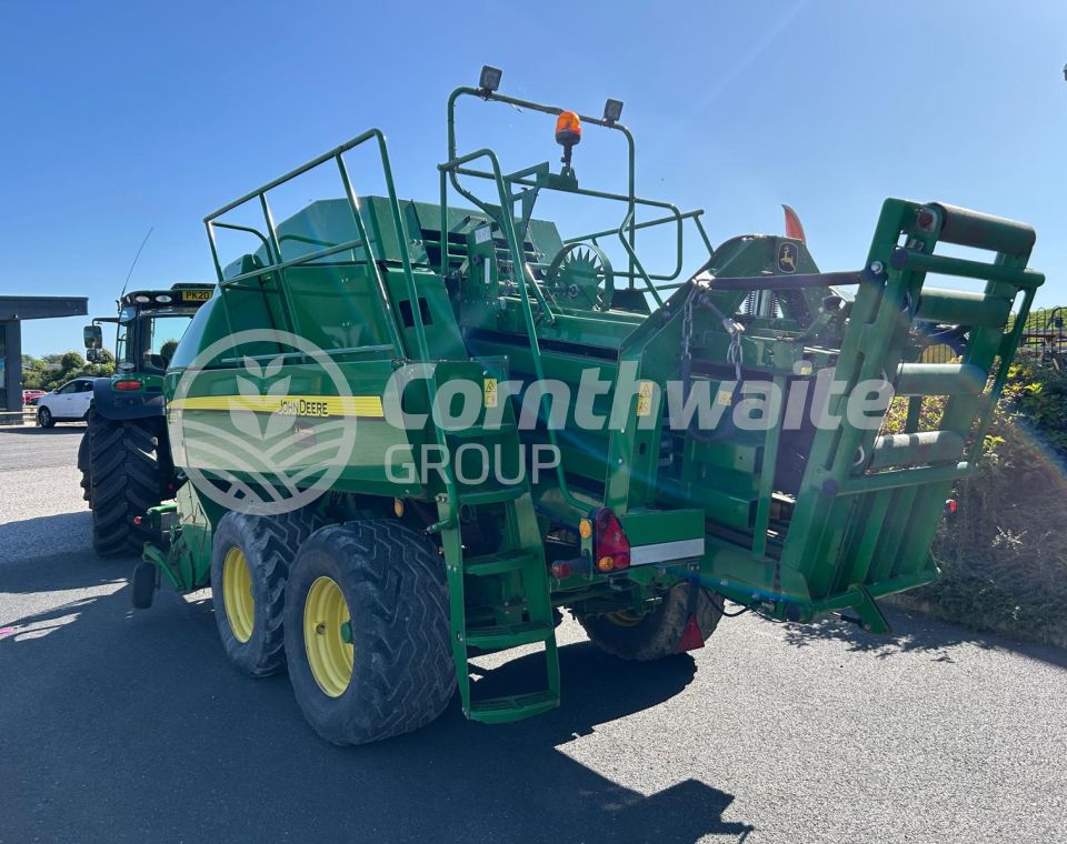 John Deere L1533