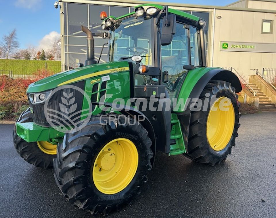 John Deere 6110M