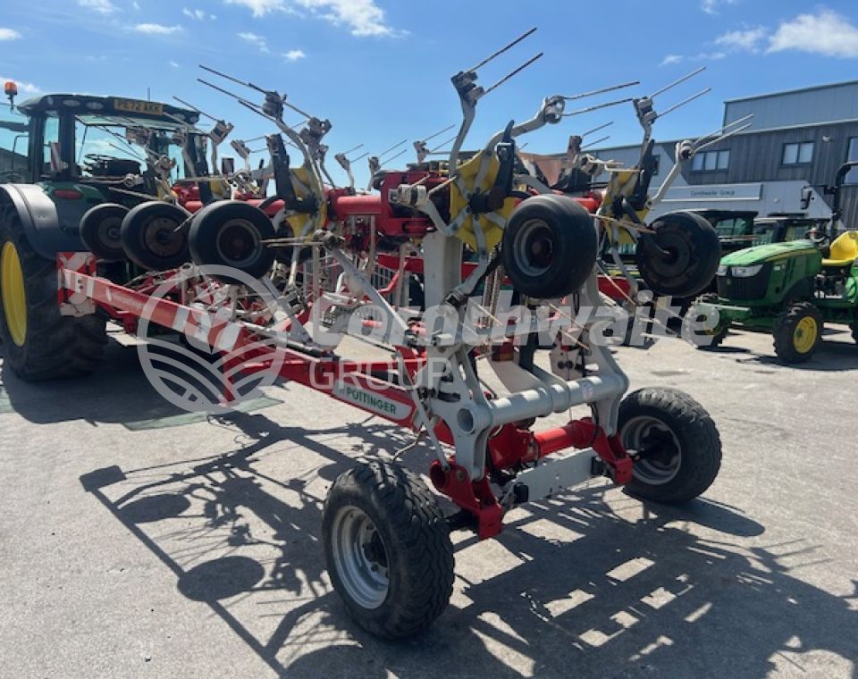 Pottinger Hit 10.11T Trailed Tedder 