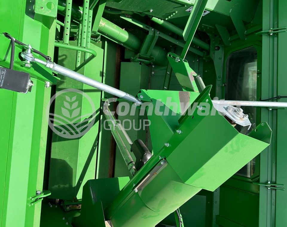 John Deere T560i