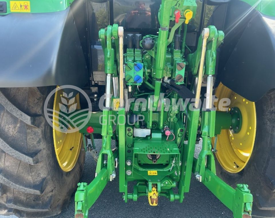 John Deere 6100M
