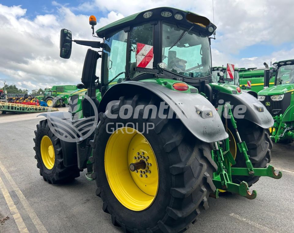 John Deere 6250R