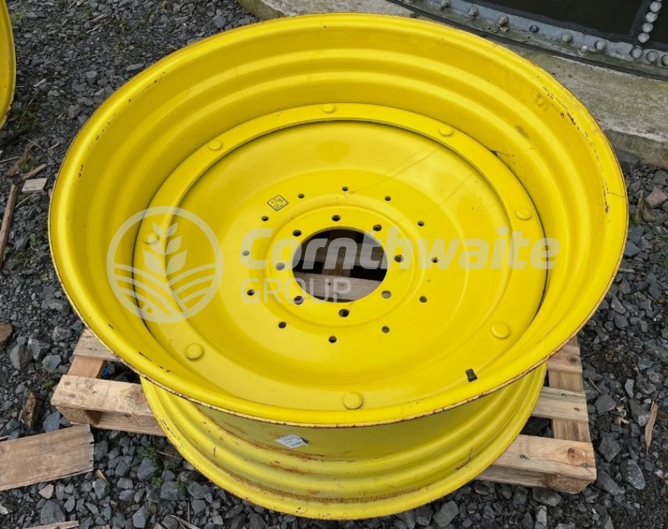 John Deere 18x38 Adjustable Rear Wheels 8-275 Fixing