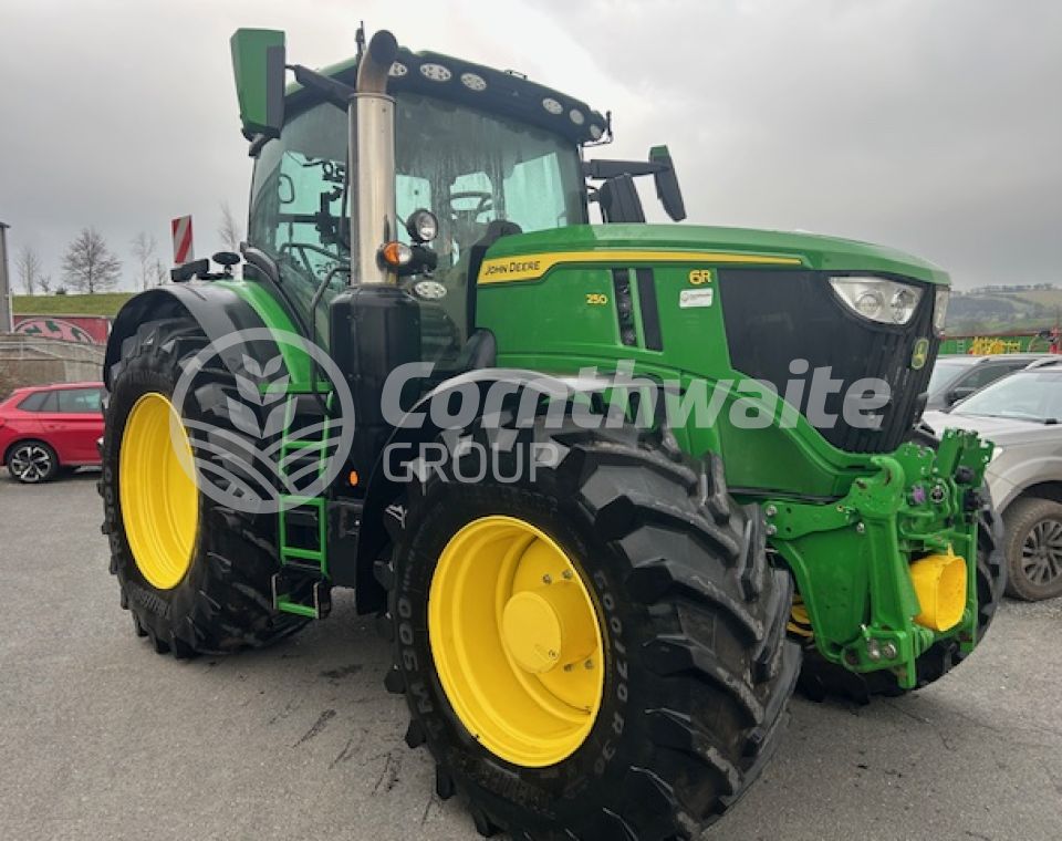 John Deere 6R 250