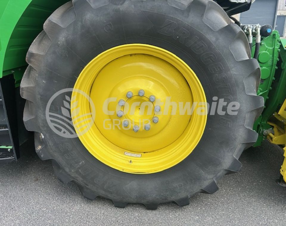 John Deere 8500