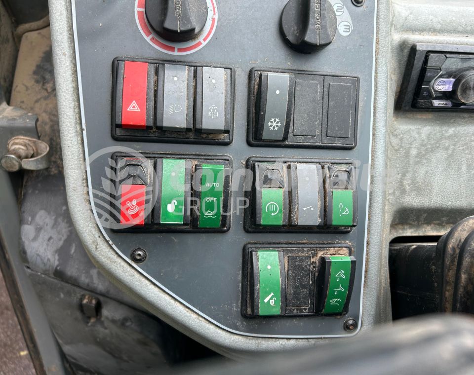 Kramer KT 557