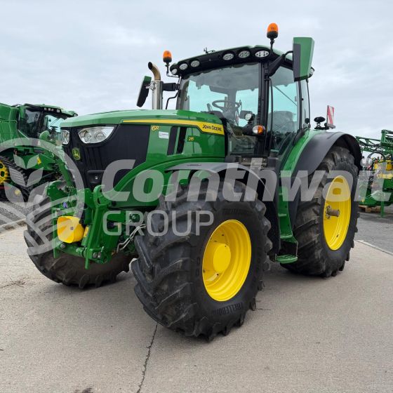 John Deere 6R 215