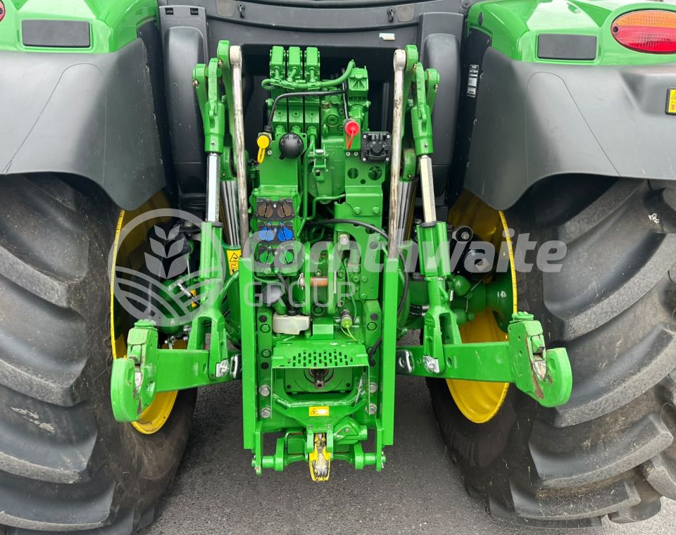 John Deere 6R 130