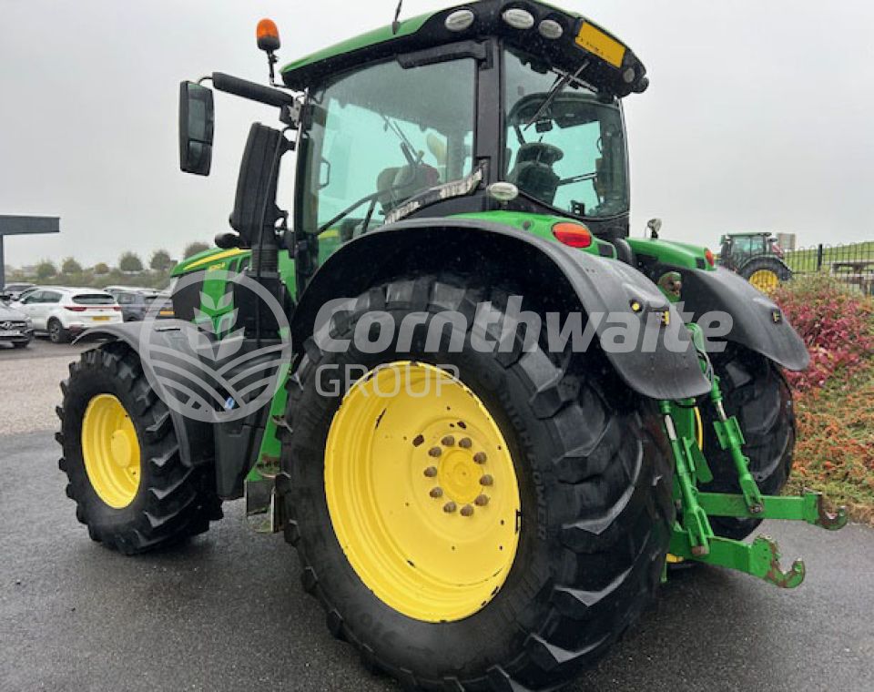 John Deere 6250R