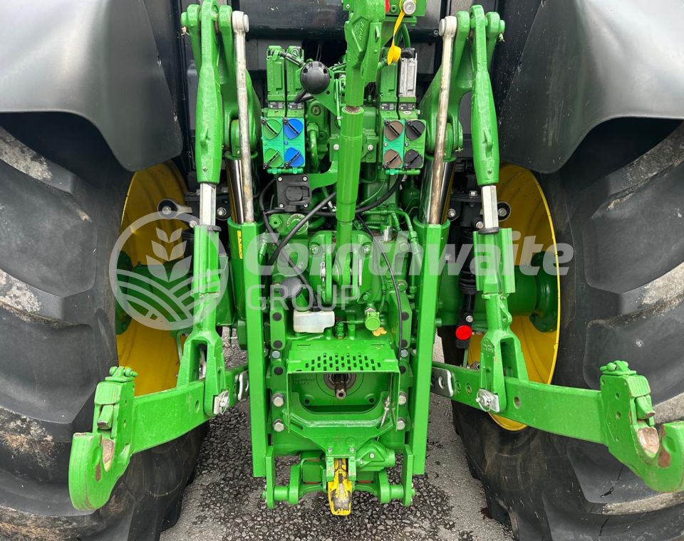 John Deere 6155M