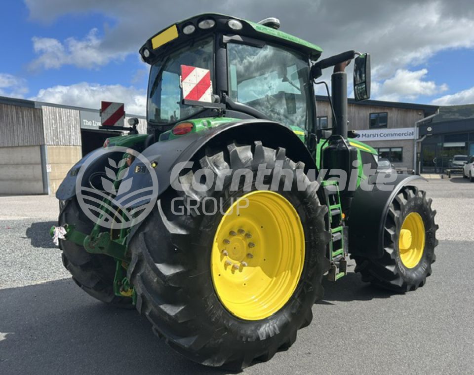 John Deere 6250R
