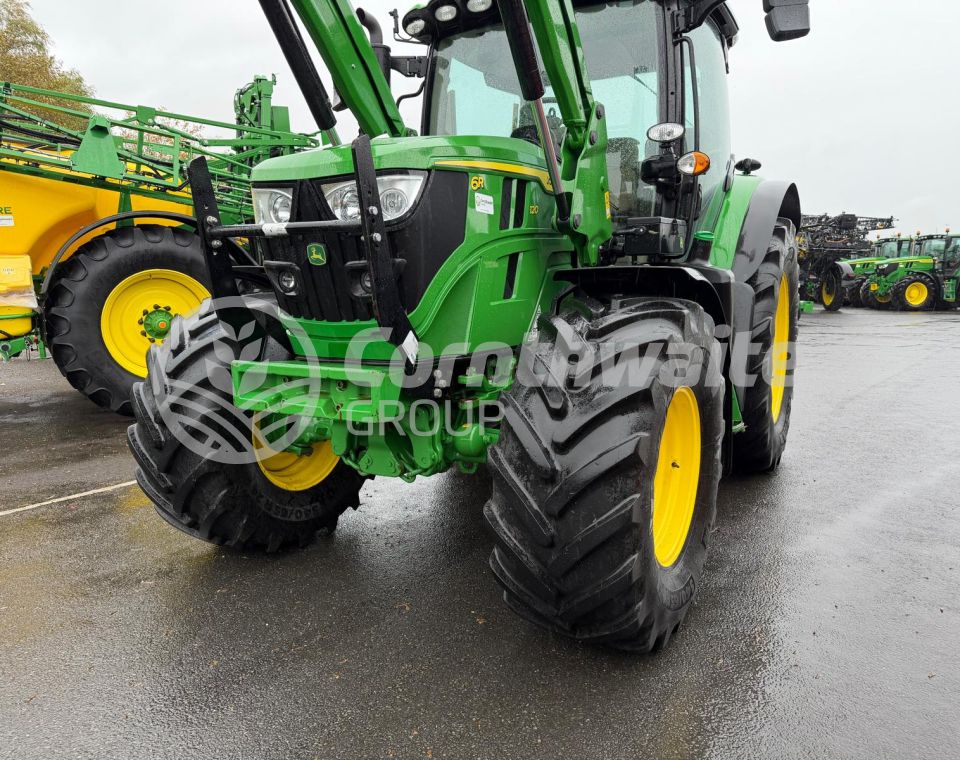 John Deere 6R 120