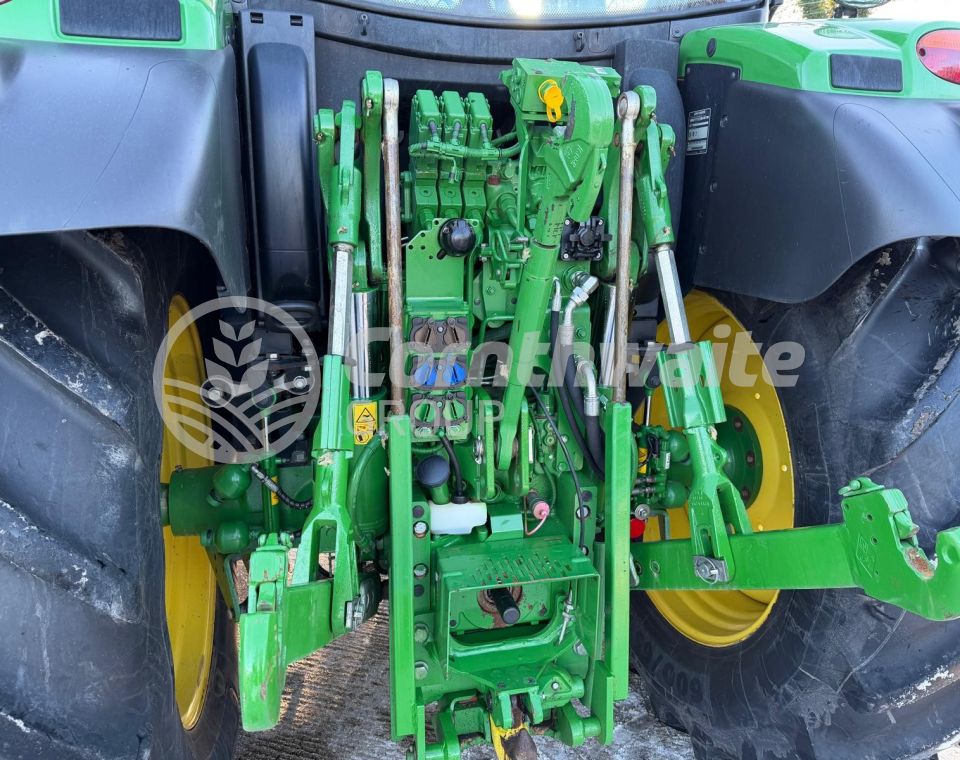 John Deere 6R 120