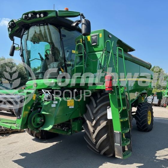 John Deere S780