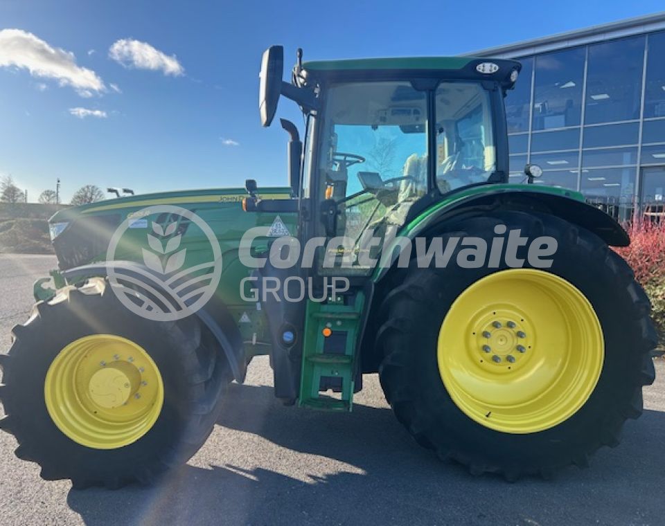 John Deere 6155R