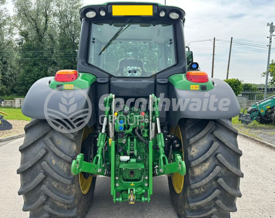 John Deere 6130M