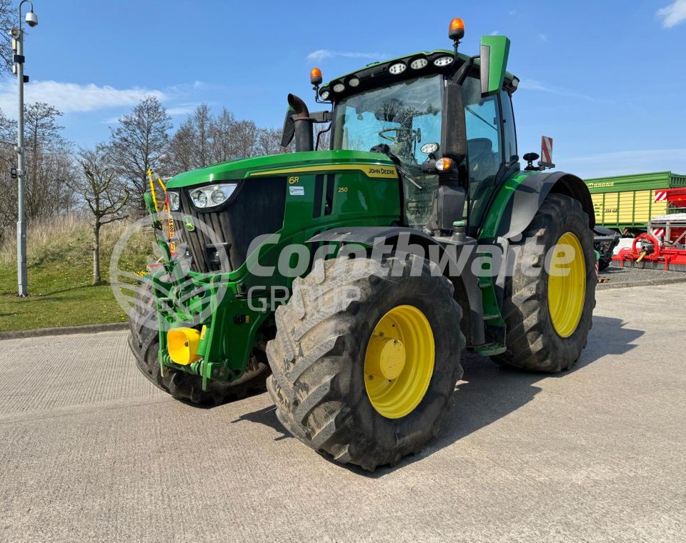 John Deere 6R 250
