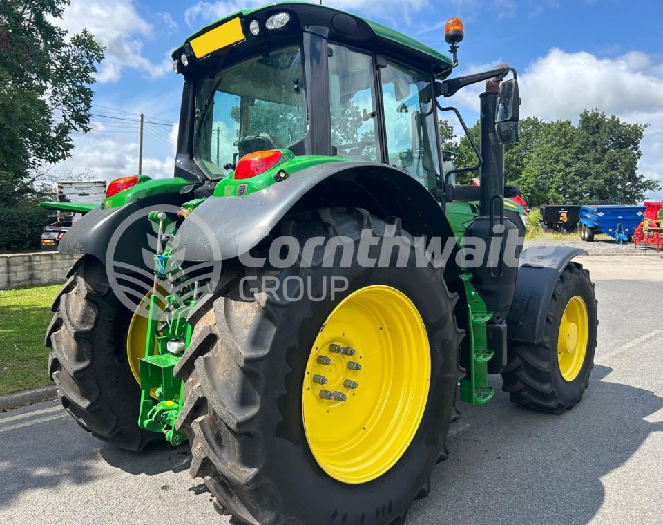 John Deere 6155M