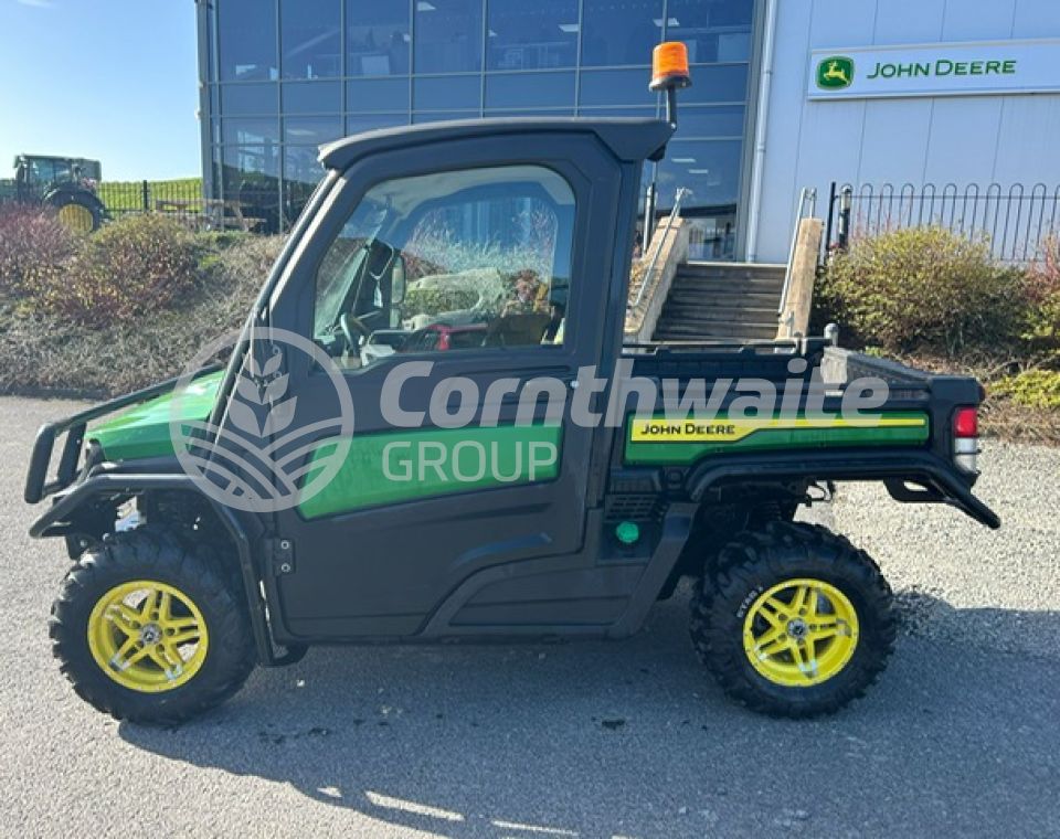 John Deere 865M