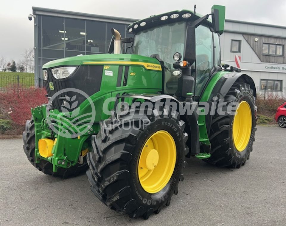 John Deere 6R 250